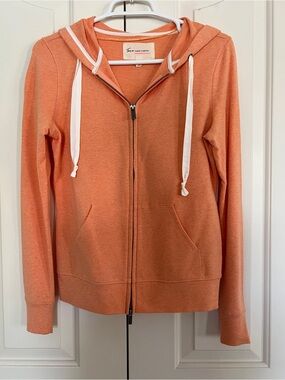 Two by Vince Camuto Soft, Orange Zip-Up Hoodie with Drawstrings
New Without Tag